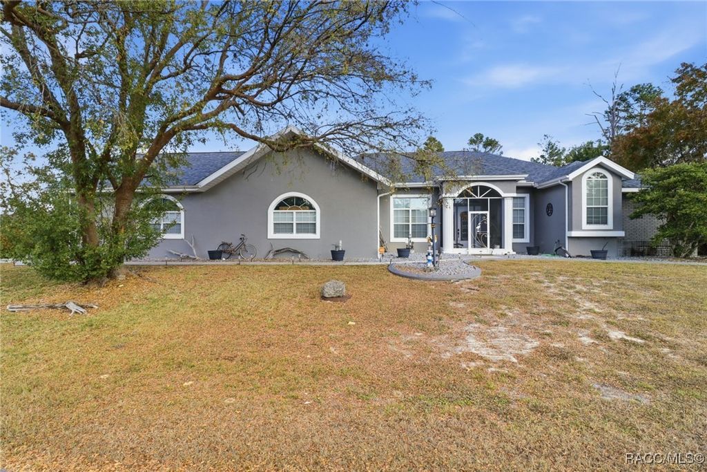 14 Tall Marigolds Court, Homosassa, FL 34446