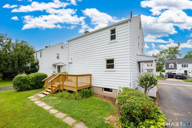 245 Freeman Street, Hartford, CT 06106