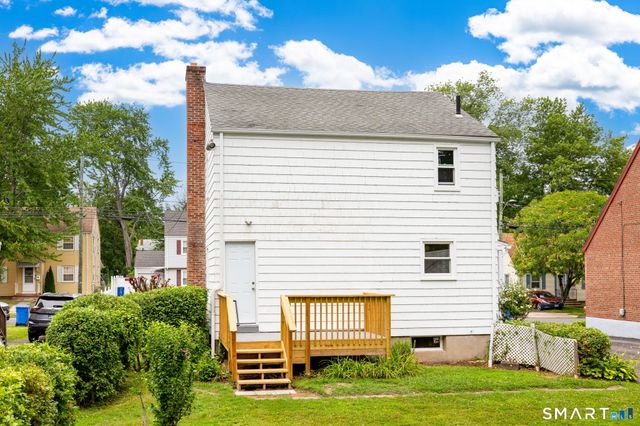245 Freeman Street, Hartford, CT 06106