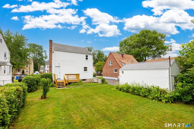 245 Freeman Street, Hartford, CT 06106