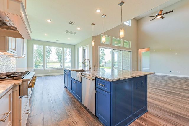 10334 Fountain Shore Drive, Missouri City, TX 77459