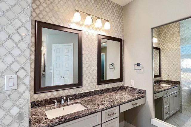 10334 Fountain Shore Drive, Missouri City, TX 77459