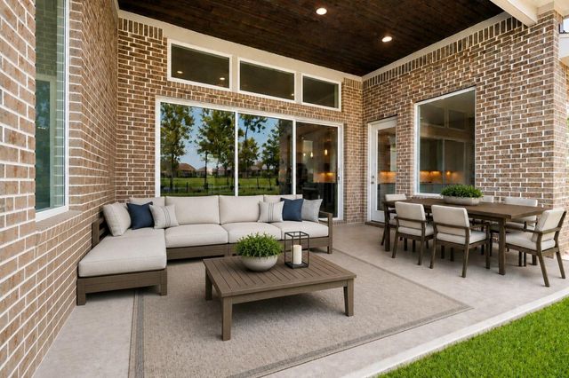 10334 Fountain Shore Drive, Missouri City, TX 77459
