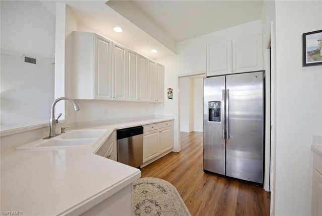 5120 Hyde Park CT 103, Fort Myers, FL 33912
