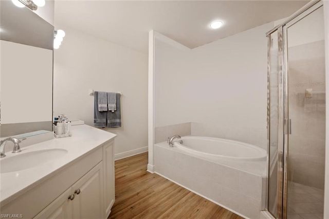 5120 Hyde Park CT 103, Fort Myers, FL 33912