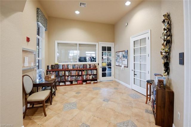 5120 Hyde Park CT 103, Fort Myers, FL 33912