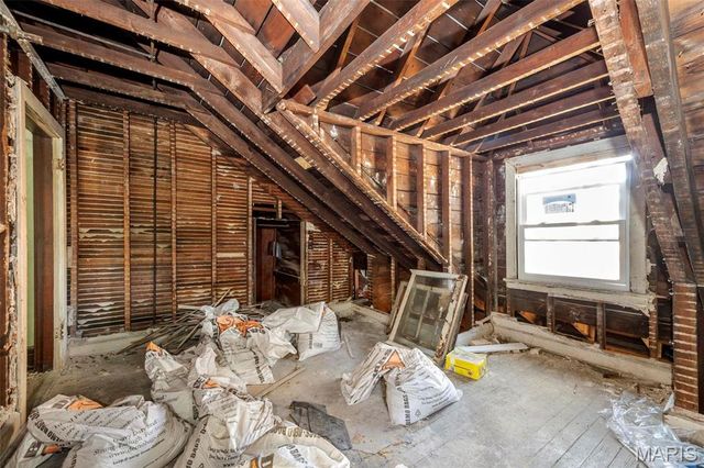 5872 Cabanne Avenue, St Louis, MO 63112