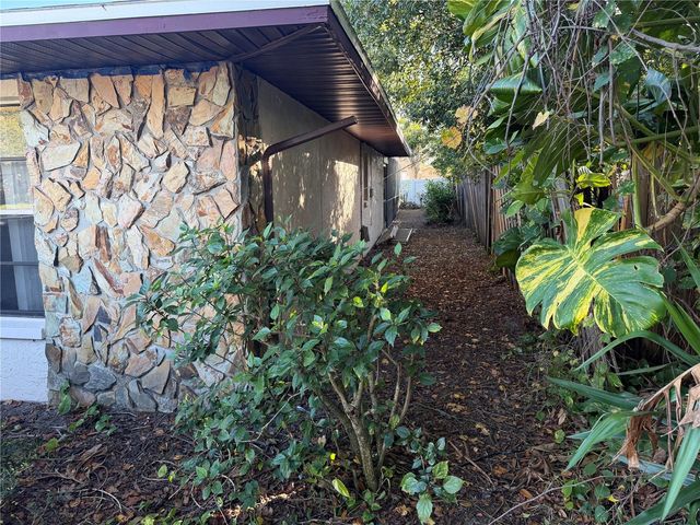 3041 OAK COVE DRIVE, Clearwater, FL 33759