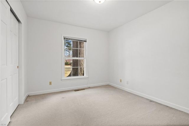 4208 Pineridge CT, Chesapeake, VA 23321