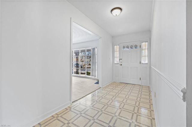 4208 Pineridge CT, Chesapeake, VA 23321