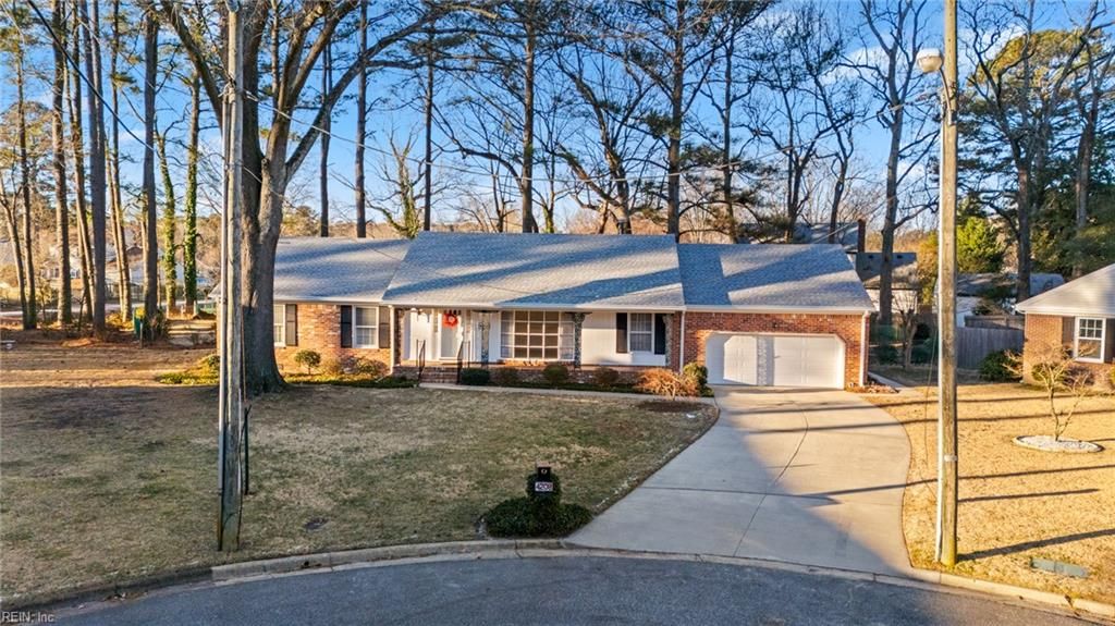 4208 Pineridge CT, Chesapeake, VA 23321