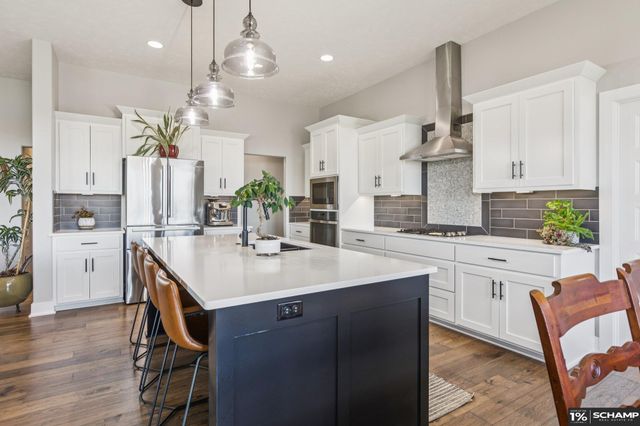 19022 Acorn Drive, Gretna, NE 68028