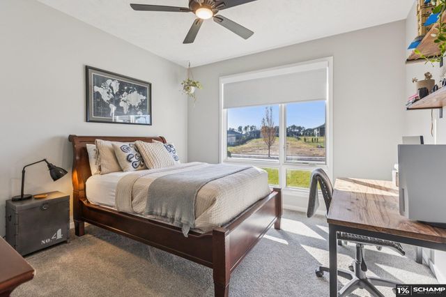 19022 Acorn Drive, Gretna, NE 68028