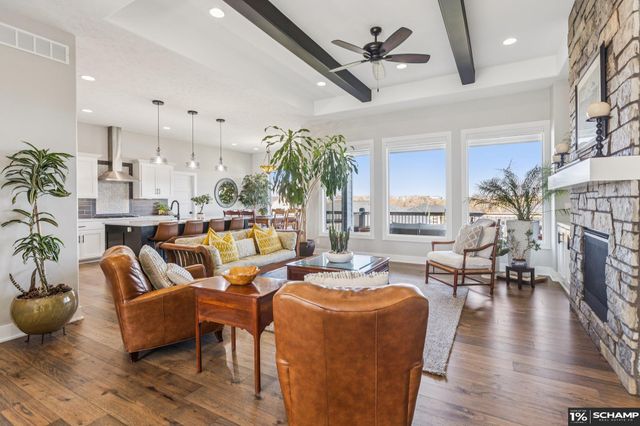 19022 Acorn Drive, Gretna, NE 68028