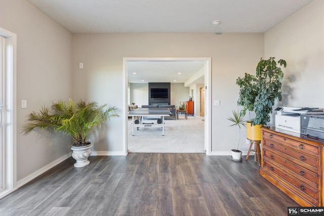 19022 Acorn Drive, Gretna, NE 68028