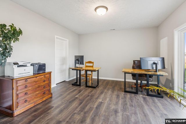 19022 Acorn Drive, Gretna, NE 68028