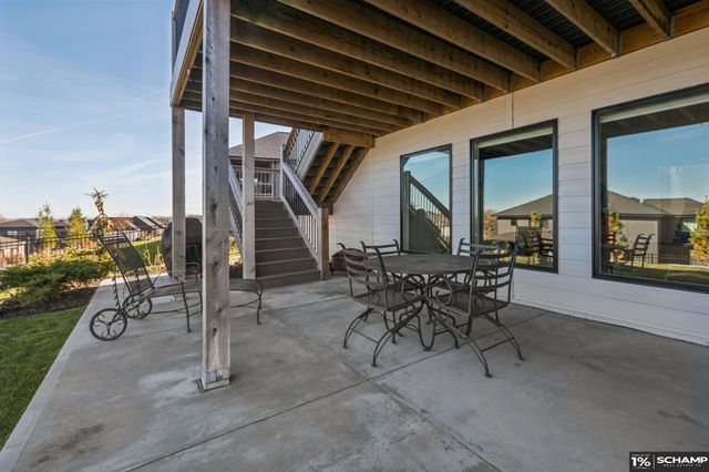 19022 Acorn Drive, Gretna, NE 68028