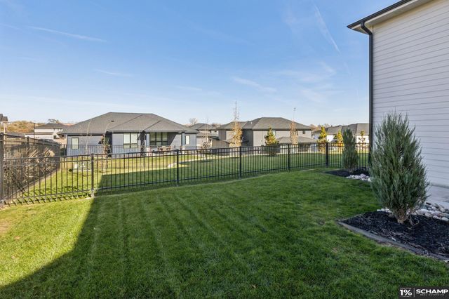 19022 Acorn Drive, Gretna, NE 68028