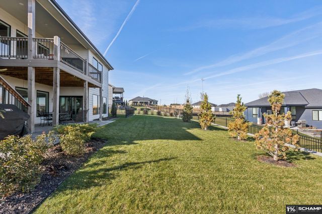 19022 Acorn Drive, Gretna, NE 68028