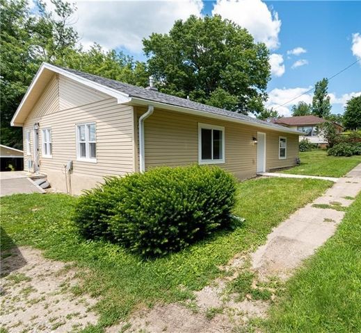 621 Water Street, Kellogg, IA 50135