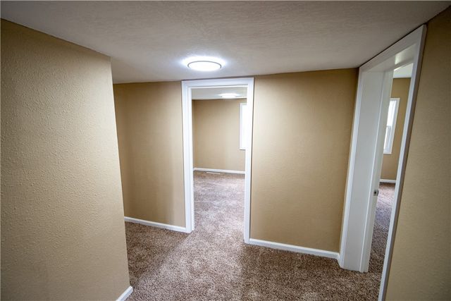 621 Water Street, Kellogg, IA 50135