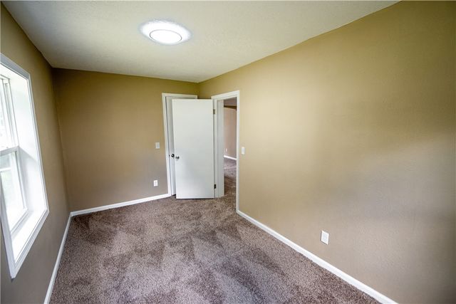 621 Water Street, Kellogg, IA 50135