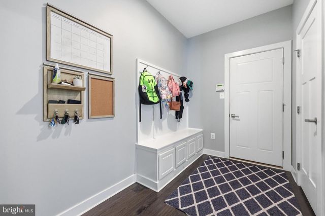 5 DEAN LN, Middletown, MD 21769
