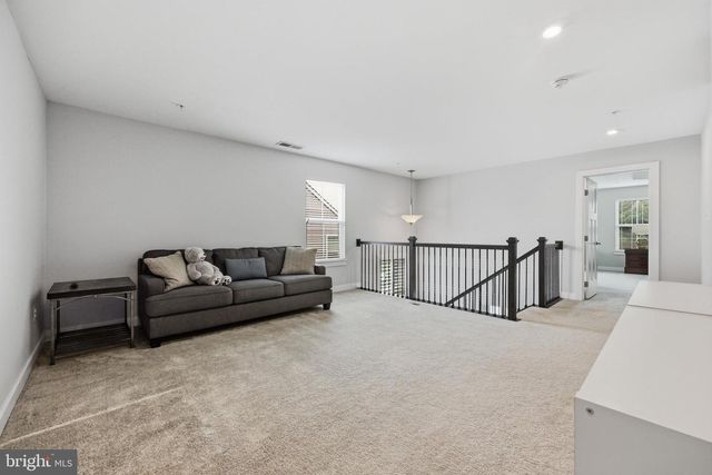 5 DEAN LN, Middletown, MD 21769