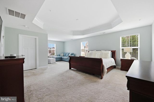 5 DEAN LN, Middletown, MD 21769
