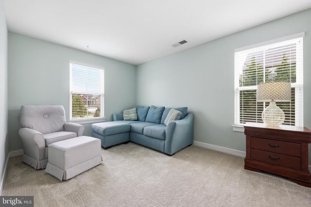 5 DEAN LN, Middletown, MD 21769