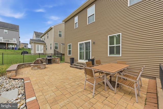 5 DEAN LN, Middletown, MD 21769