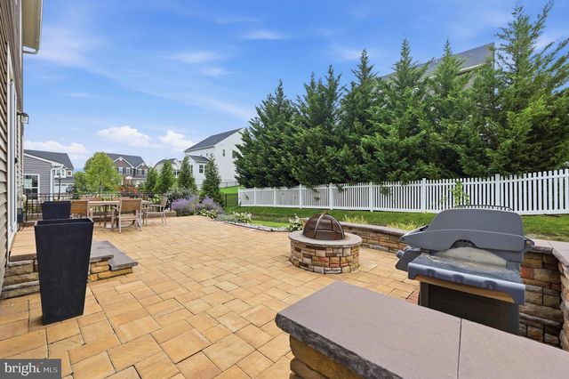 5 DEAN LN, Middletown, MD 21769