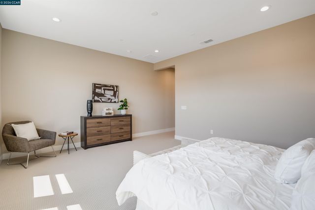 3137 Phoenix Ave, Tracy, CA 95377