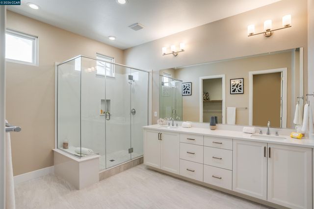 3137 Phoenix Ave, Tracy, CA 95377
