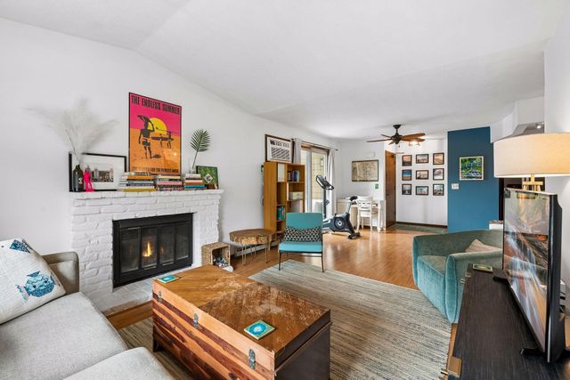 2040 Ridge Drive 32, Saint Louis Park, MN 55416