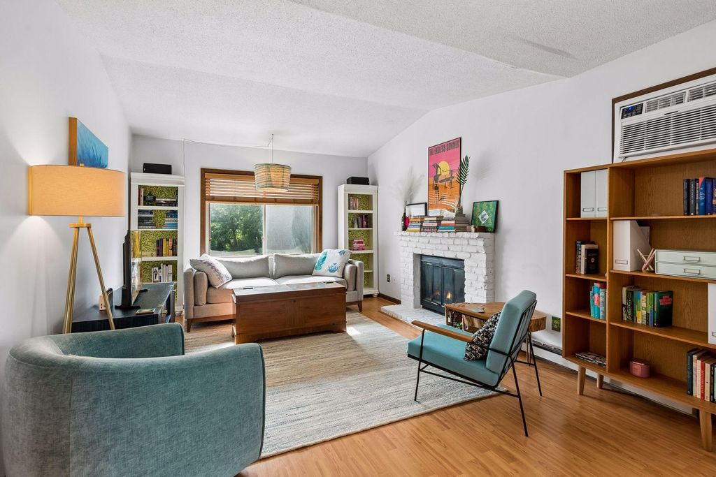2040 Ridge Drive 32, Saint Louis Park, MN 55416 — photo 3