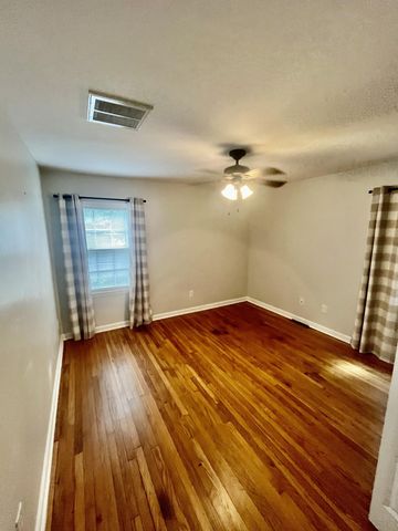 115 Woodlawn Street, Walterboro, SC 29488