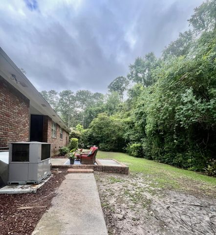 115 Woodlawn Street, Walterboro, SC 29488