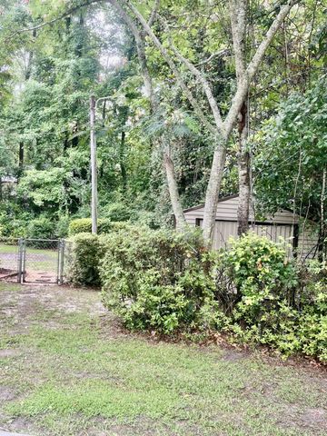 115 Woodlawn Street, Walterboro, SC 29488