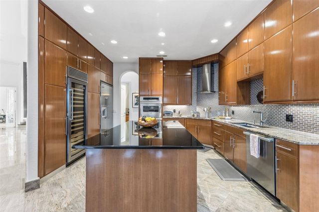 530 N MAC EWEN DRIVE, Osprey, FL 34229