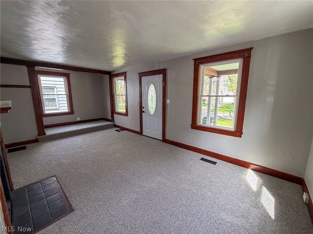 434 Pennsylvania Avenue, Mcdonald, OH 44437