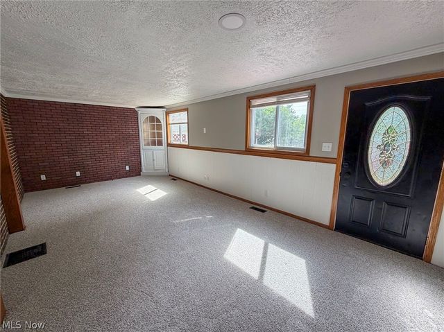 434 Pennsylvania Avenue, Mcdonald, OH 44437