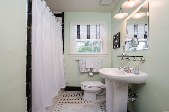 5913 Hawthorne, Little Rock, AR 72207