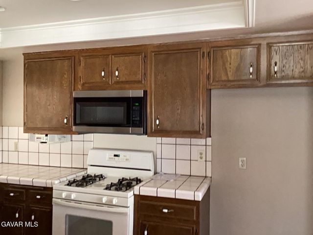 43430 Sierra Vista Drive, Lancaster, CA 93536