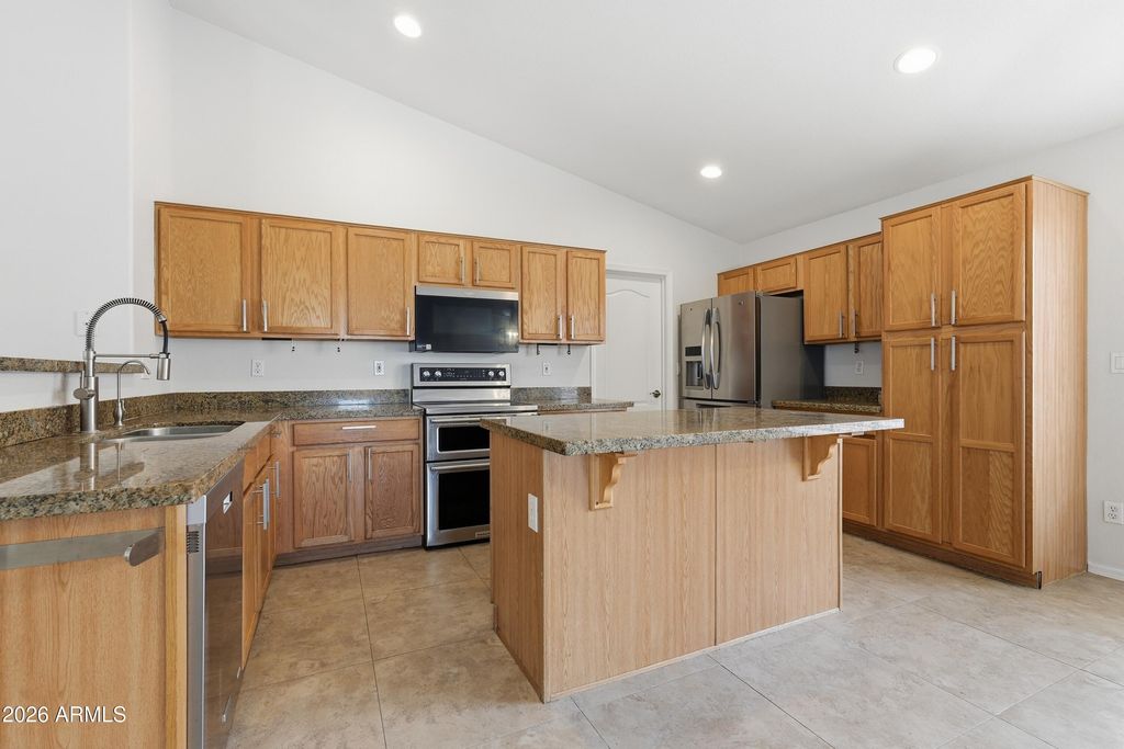 12534 W WOODLAND Avenue, Avondale, AZ 85323 — photo 2