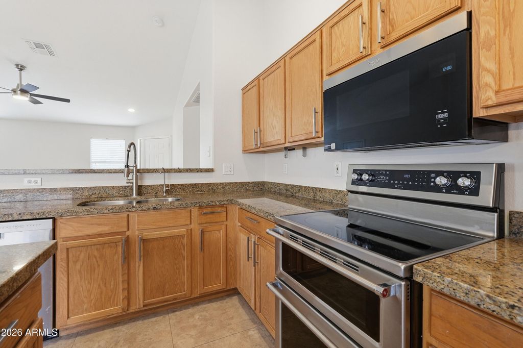 12534 W WOODLAND Avenue, Avondale, AZ 85323 — photo 5
