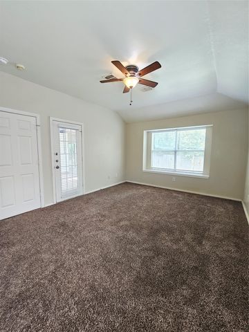4328 Stone Hollow Way, Fort Worth, TX 76040