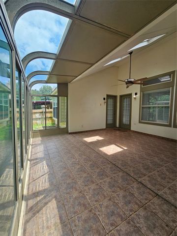 4328 Stone Hollow Way, Fort Worth, TX 76040