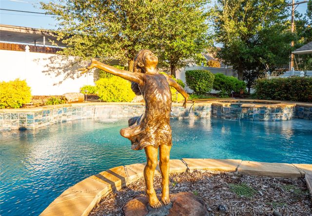 1842 Wood, Mcalester, OK 74501