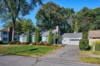 14 Warner Street, Greenfield, MA 01301